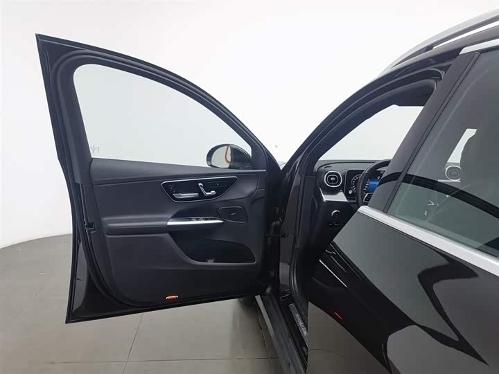 Фото 8 - Mercedes-Benz GLC-Class