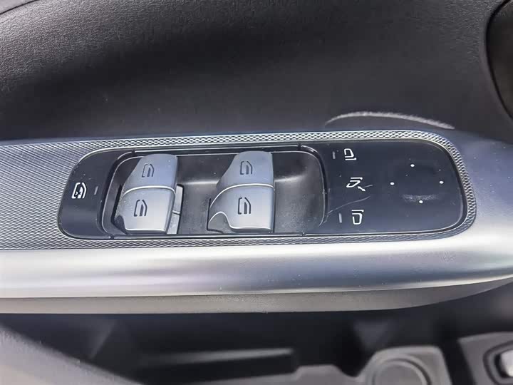 Фото 9 - Mercedes-Benz GLC-Class