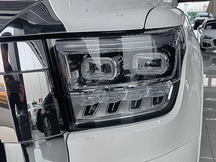 Фото 4 - Tank 500