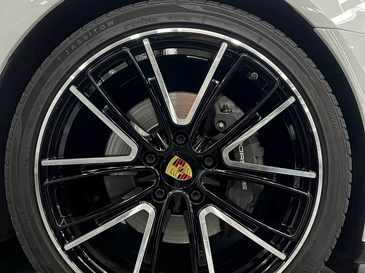 Фото 4 - Porsche Panamera