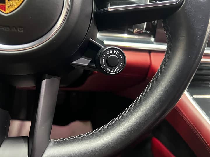 Фото 9 - Porsche Panamera