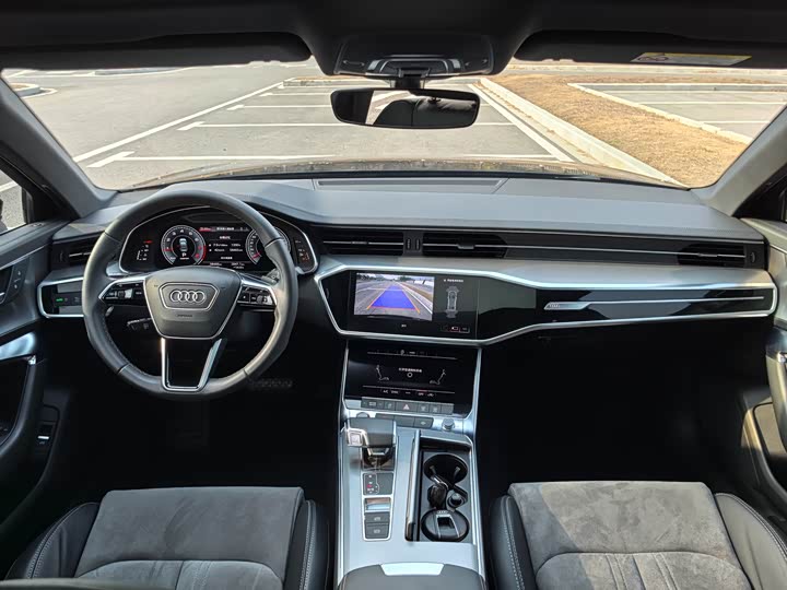 Фото 9 - Audi A6L