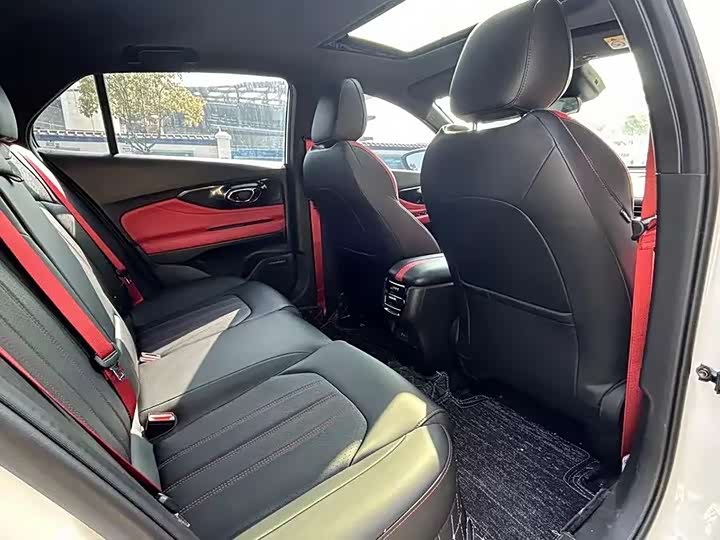 Фото 4 - GAC Trumpchi Empow R