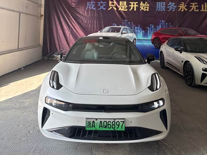 Фото 2 - Zeekr 001