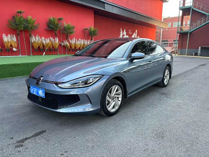 Фото 1 - Volkswagen Lamando L