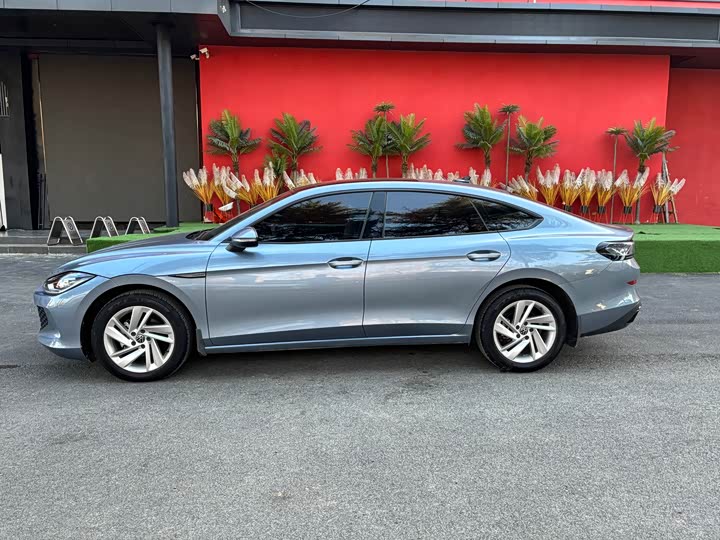 Фото 5 - Volkswagen Lamando L