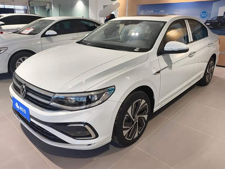 Фото 1 - Volkswagen Bora