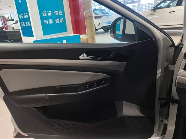 Фото 7 - Volkswagen Bora