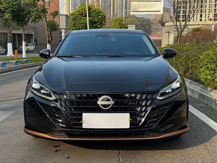 Фото 2 - Nissan Teana