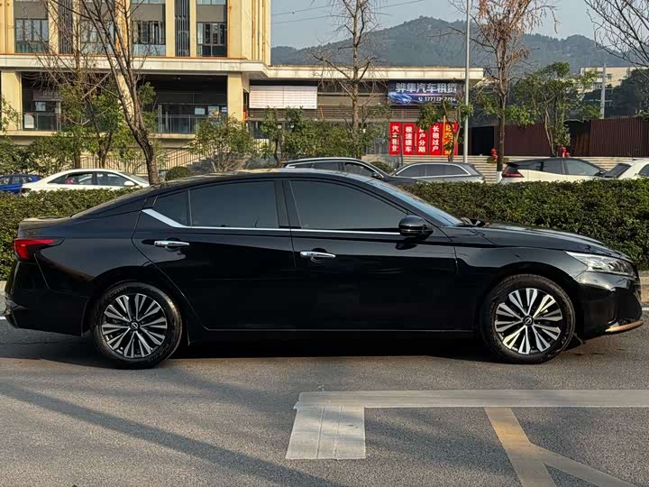 Фото 5 - Nissan Teana