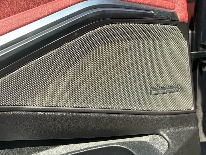 Фото 8 - BMW 3 Series