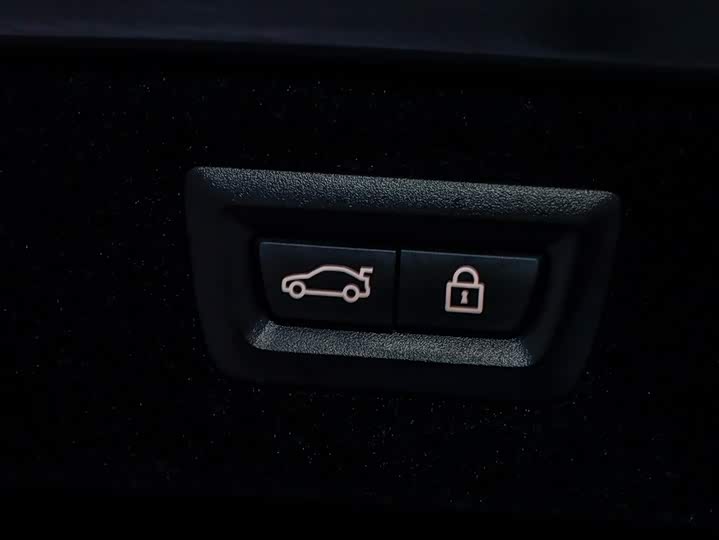 Фото 7 - BMW 8 Series