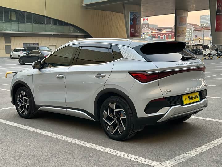 Фото 3 - BYD Yuan Plus