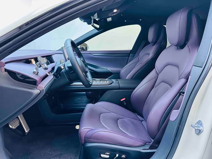 Фото 6 - Xiaomi SU7