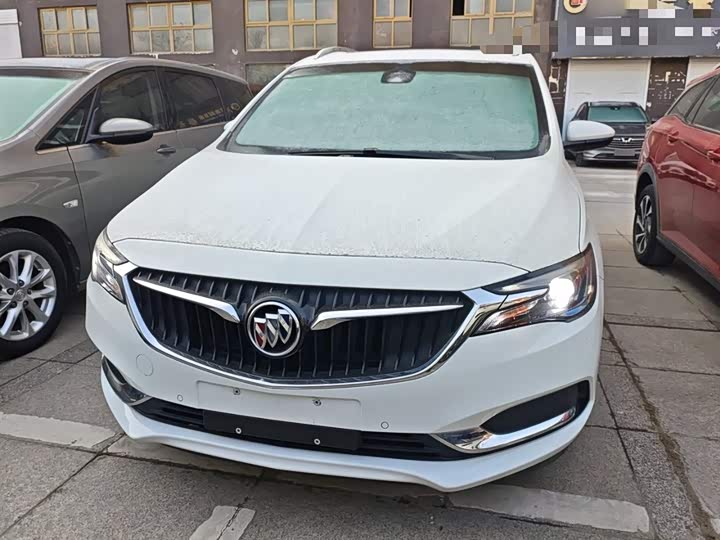 Фото 3 - Buick GL6