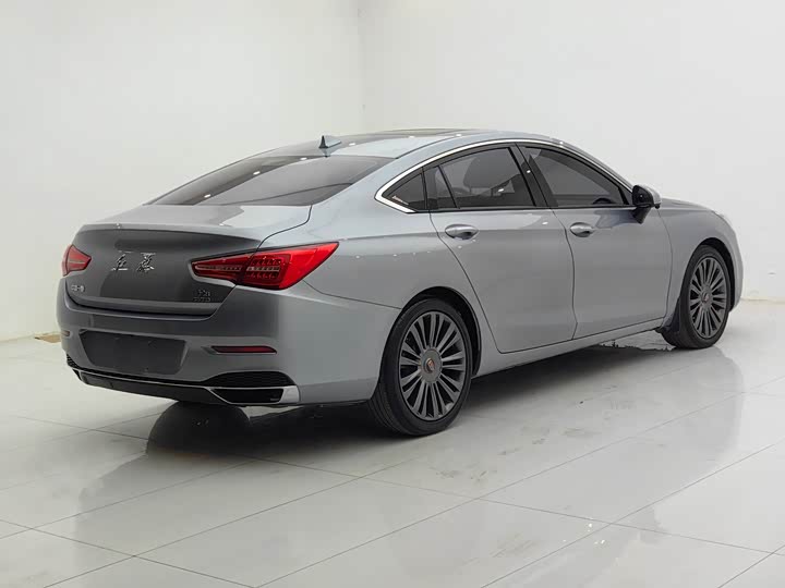 Фото 6 - Hongqi H5