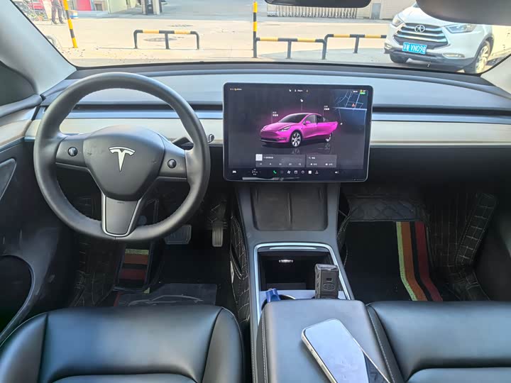 Фото 6 - Tesla Model Y