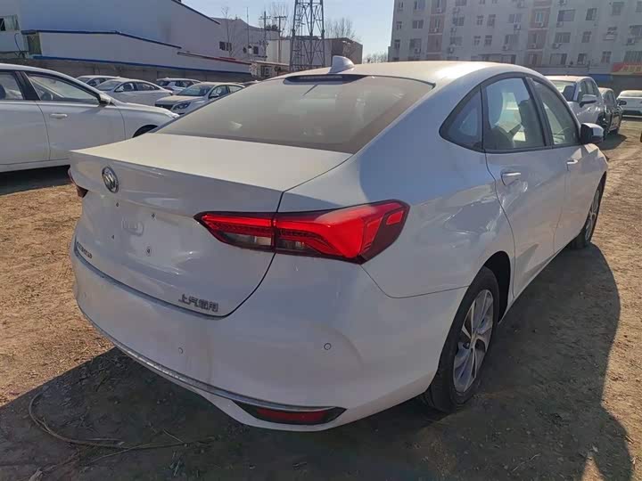 Фото 6 - Buick Verano