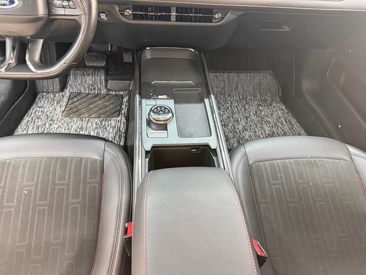 Фото 9 - Ford Mondeo