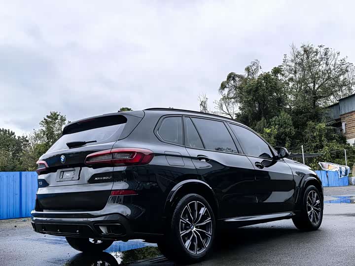 Фото 9 - BMW X5