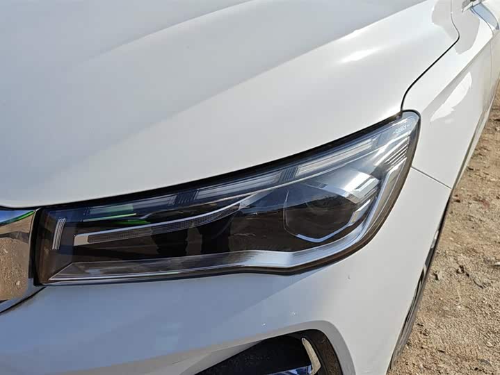 Фото 5 - Geely Emgrand