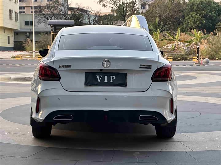 Фото 8 - MG Motor 5