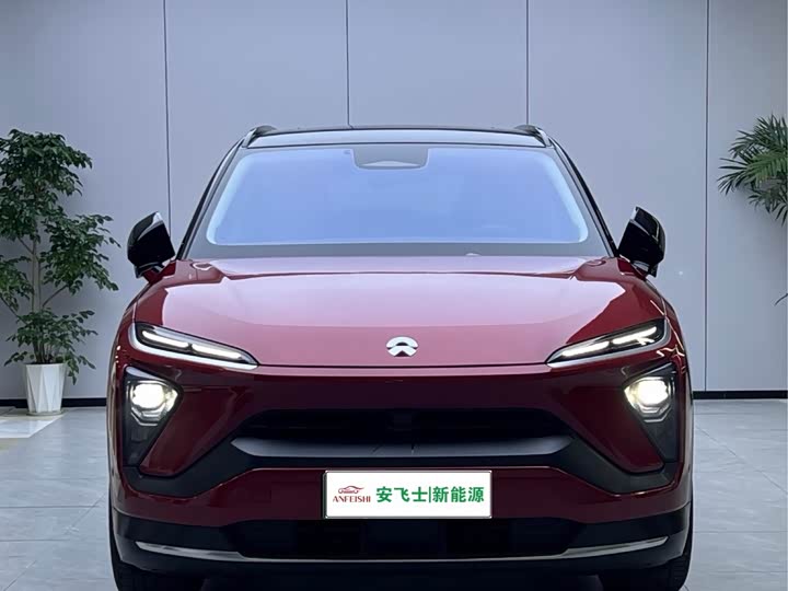 Фото 2 - Nio ES6