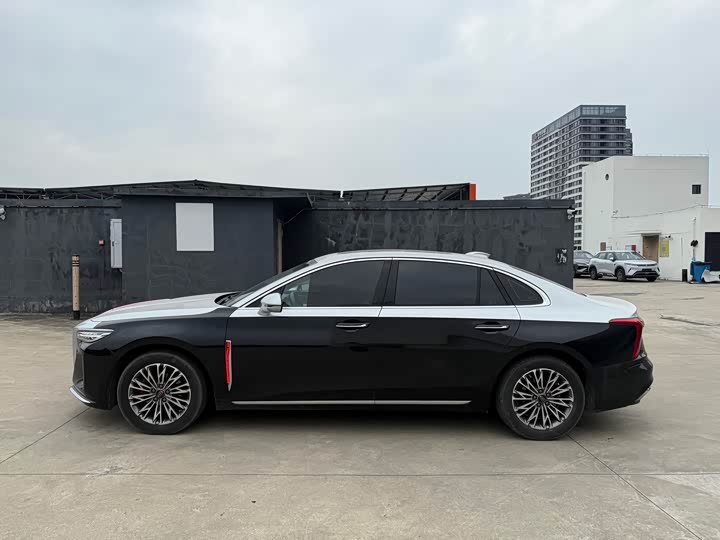 Фото 4 - Hongqi H5
