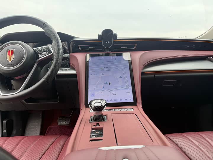 Фото 5 - Hongqi H5