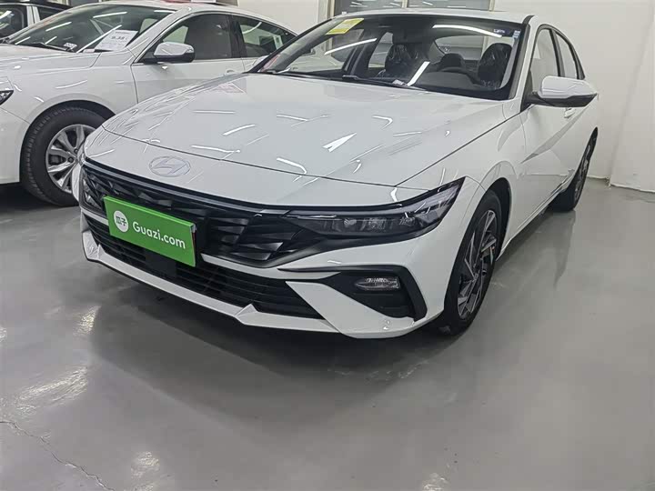 Фото 1 - Hyundai Elantra N line