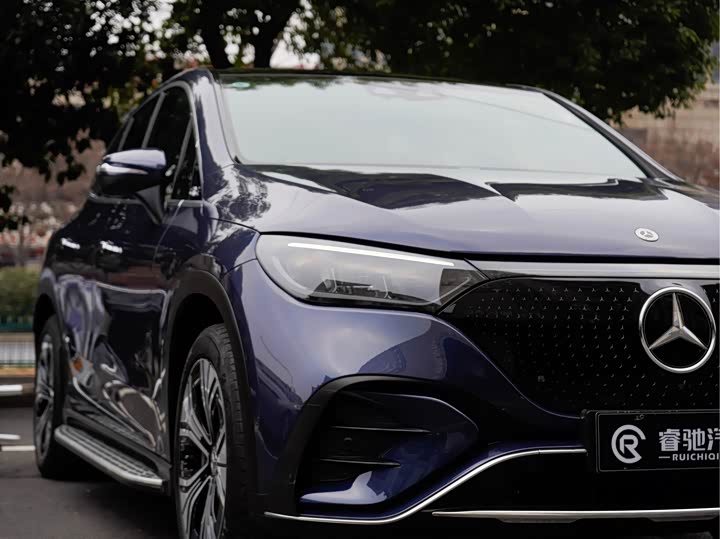 Фото 7 - Mercedes-Benz EQE SUV