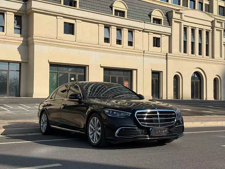 Фото 3 - Mercedes-Benz S-Class