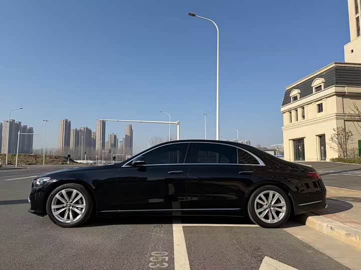 Фото 6 - Mercedes-Benz S-Class