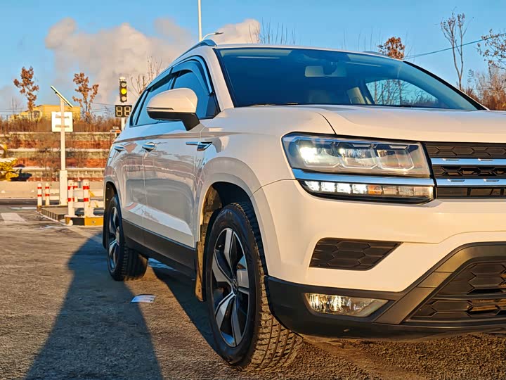 Фото 6 - Volkswagen Tharu