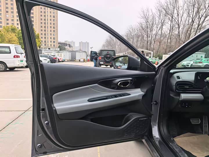 Фото 7 - GAC Trumpchi Empow R