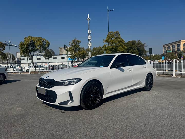 Фото 1 - BMW 3 Series