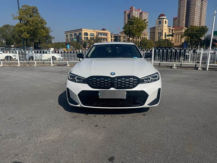 Фото 2 - BMW 3 Series