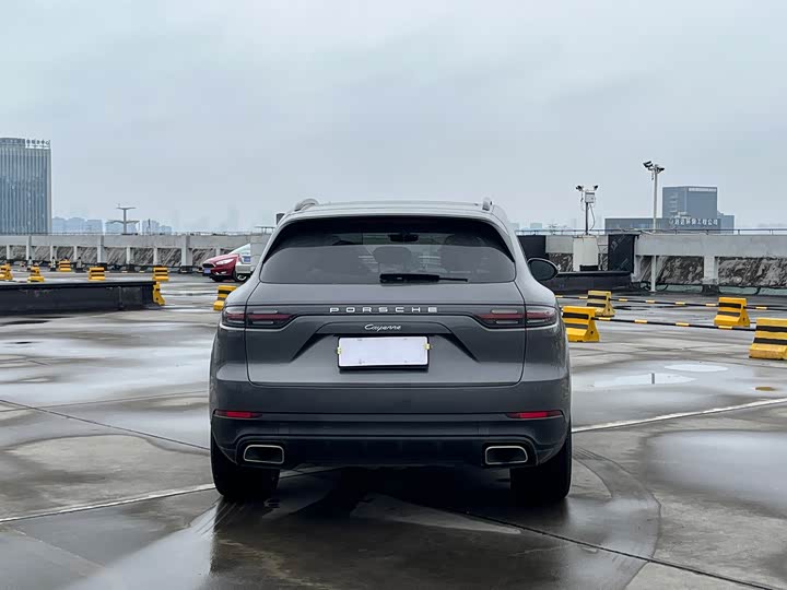 Фото 5 - Porsche Cayenne