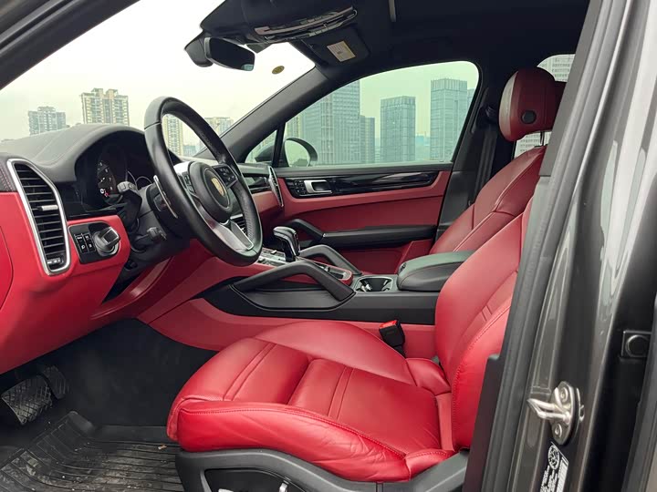 Фото 9 - Porsche Cayenne