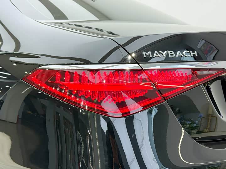 Фото 7 - Mercedes-Benz Maybach S-Class