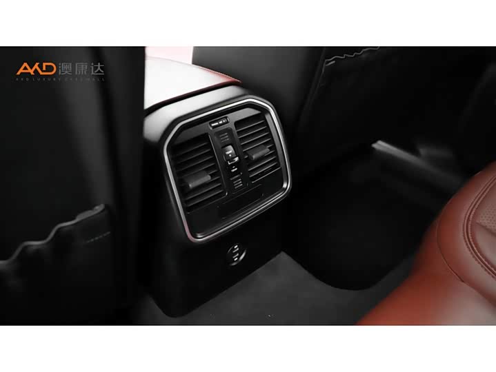 Фото 9 - Porsche Macan