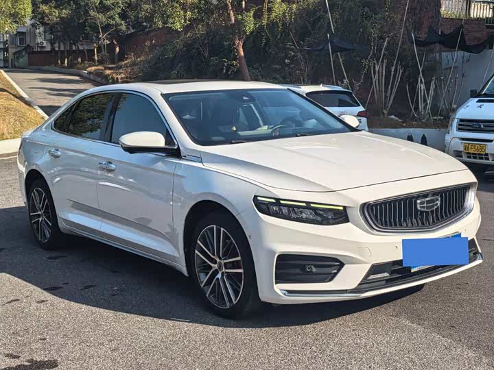 Фото 3 - Geely Preface