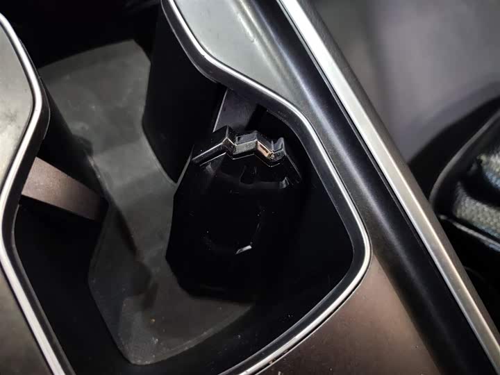 Фото 9 - Honda Accord