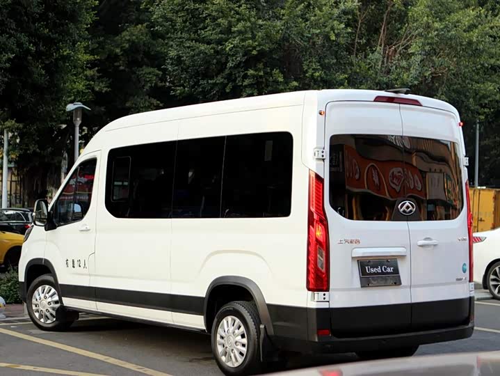 Фото 6 - Maxus V90