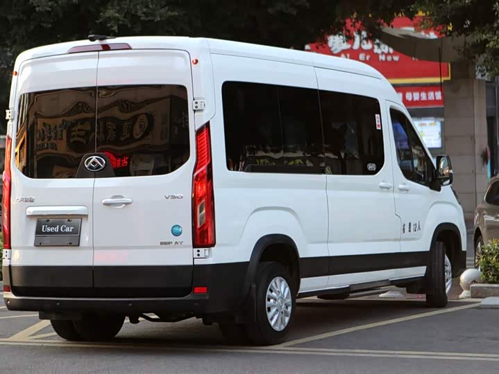 Фото 8 - Maxus V90