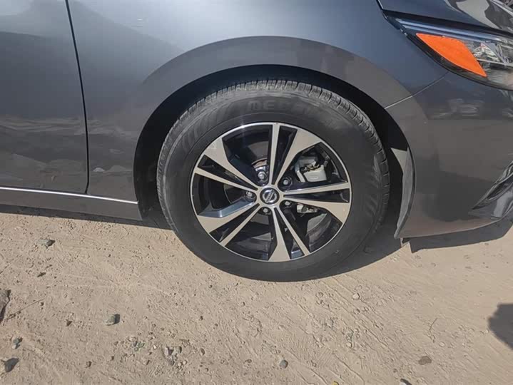 Фото 6 - Nissan Sylphy