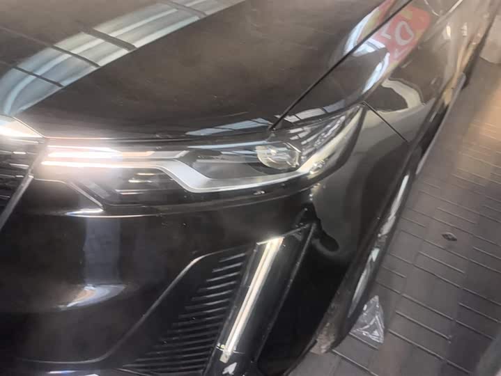 Фото 5 - Cadillac XT6