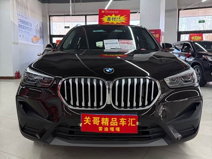 Фото 2 - BMW X1