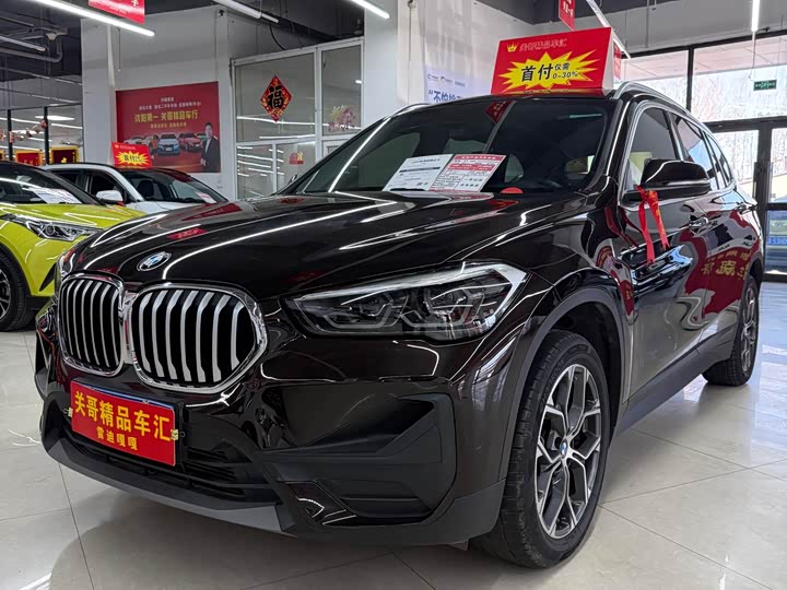 Фото 3 - BMW X1