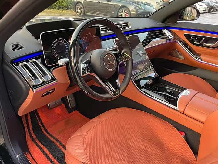 Фото 9 - Mercedes-Benz Maybach S-Class